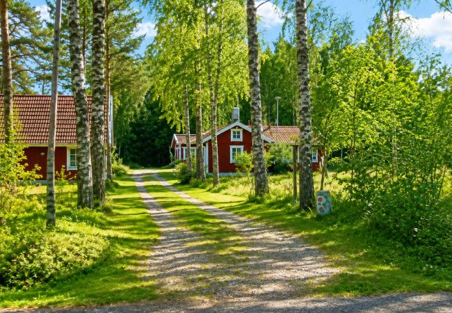 House in Markaryd - Holiday home, peacefully located and only 300 meters away from the lake