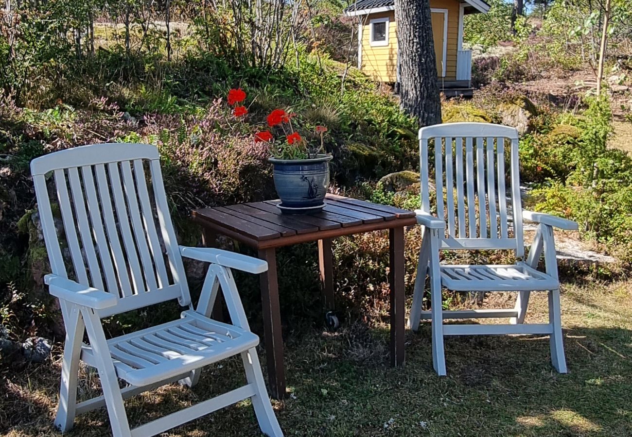 House in Valdemarsvik - Holiday home in the archipelago on the Baltic Sea with partial sea view