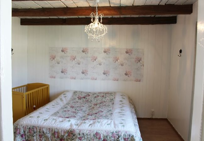 House in Väckelsång - Large comfortable holiday home with private pool, motorboat and lake view  House in Väckelsång - Large comfortable holiday home with private pool, motorboat and lake view