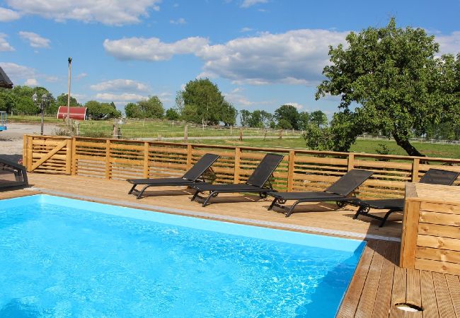 House in Väckelsång - Large comfortable holiday home with private pool, motorboat and lake view  House in Väckelsång - Large comfortable holiday home with private pool, motorboat and lake view