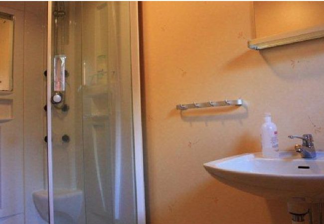 House in Oskarshamn - Red and white holiday cottage in the countryside in Småland not far from the east coast House in Oskarshamn - Red and white holiday cottage in the countryside in Småland not far from the east coast