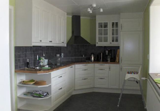 House in Löttorp - Holiday home with a beautiful location right next to the sea House in Löttorp - Holiday home with a beautiful location right next to the sea