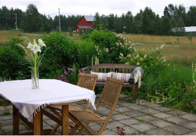 Apartment in Umeå - Three bedroom holiday apartment in the countryside