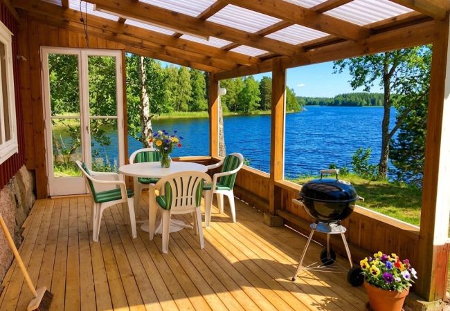 House in Rimbo - Cottage on the lake with grazing horses as neighbors