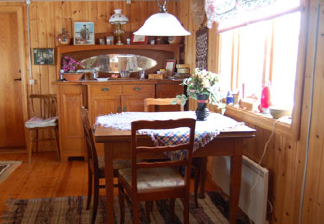 House in Stugun - Cozy holiday home with a view of Indalsälven