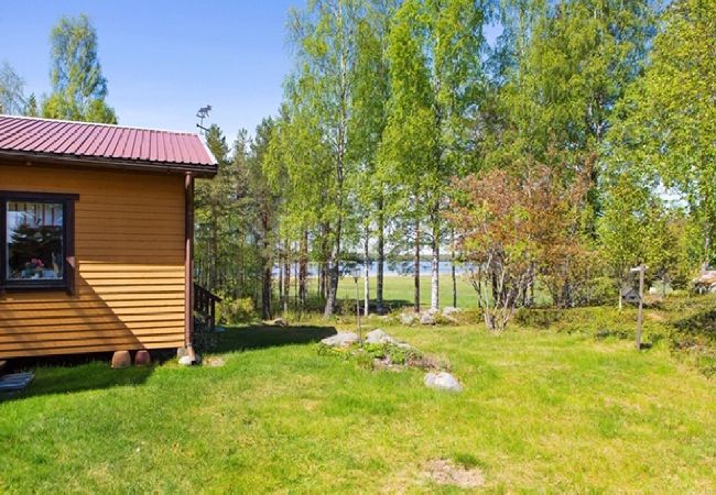 House in Kristinehamn - Cottage with lake view over Lake Kväggen House in Kristinehamn - Cottage with lake view over Lake Kväggen