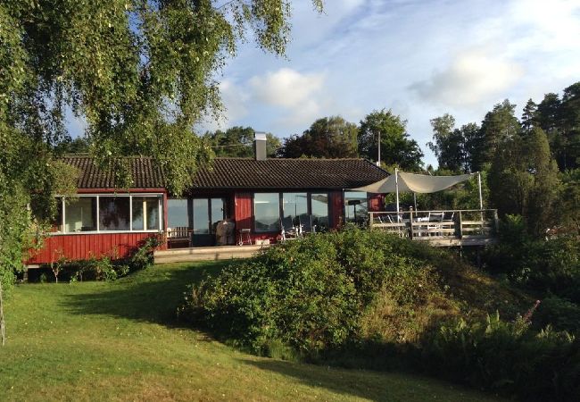 House in Lysekil - Holidays by the water in a beautiful bay on the Gullmarsfjord