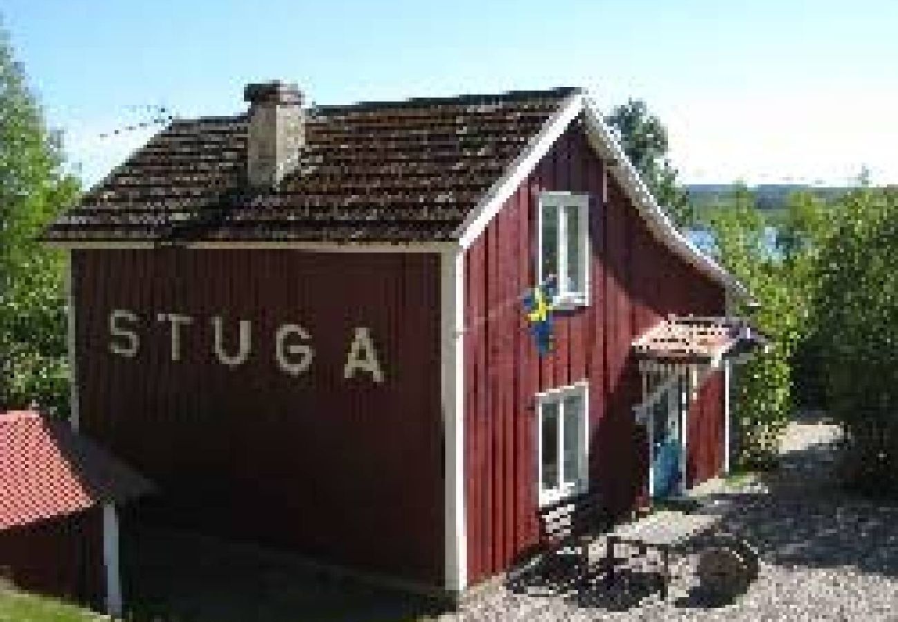 House in Edsbyn - Holiday home in Hälsingland with lake view