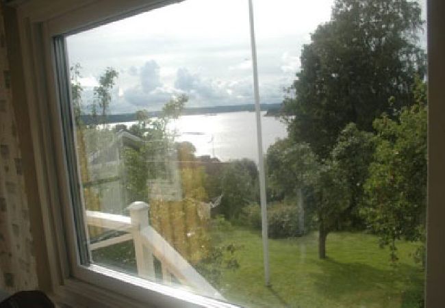 House in Ljungskile - Holiday home with a view of the sea in the Bohuslän region