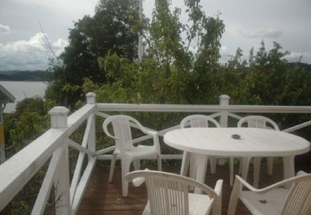 House in Ljungskile - Holiday home with a view of the sea in the Bohuslän region