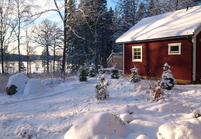House in Hallaryd - Cozy cottage by te lake in Småland House in Hallaryd - Cozy cottage by te lake in Småland