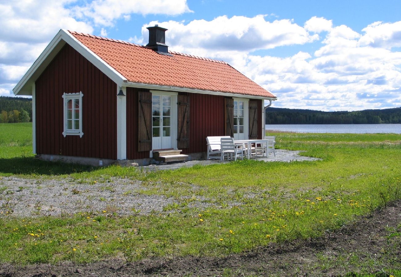 House in Storå - Completely renovated cottage at the lake