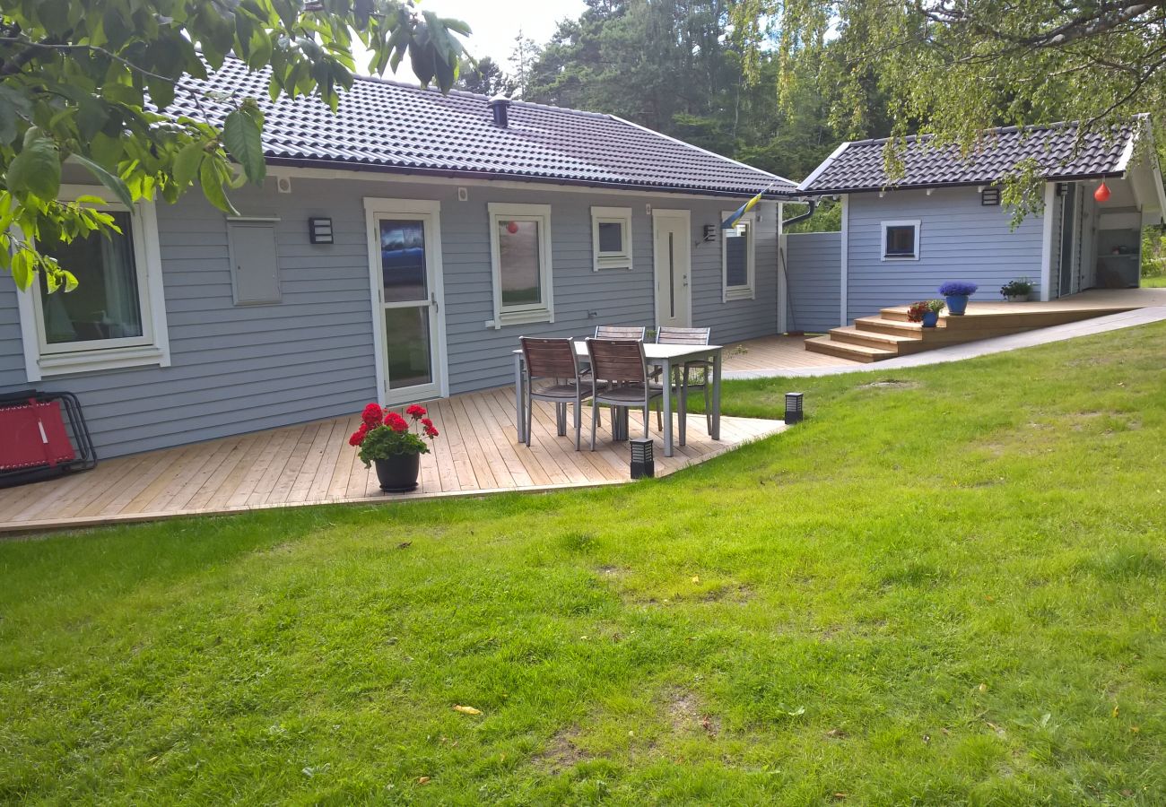 House in Uddevalla - High-class archipelago house by the sea in a south-facing position on the West Coast