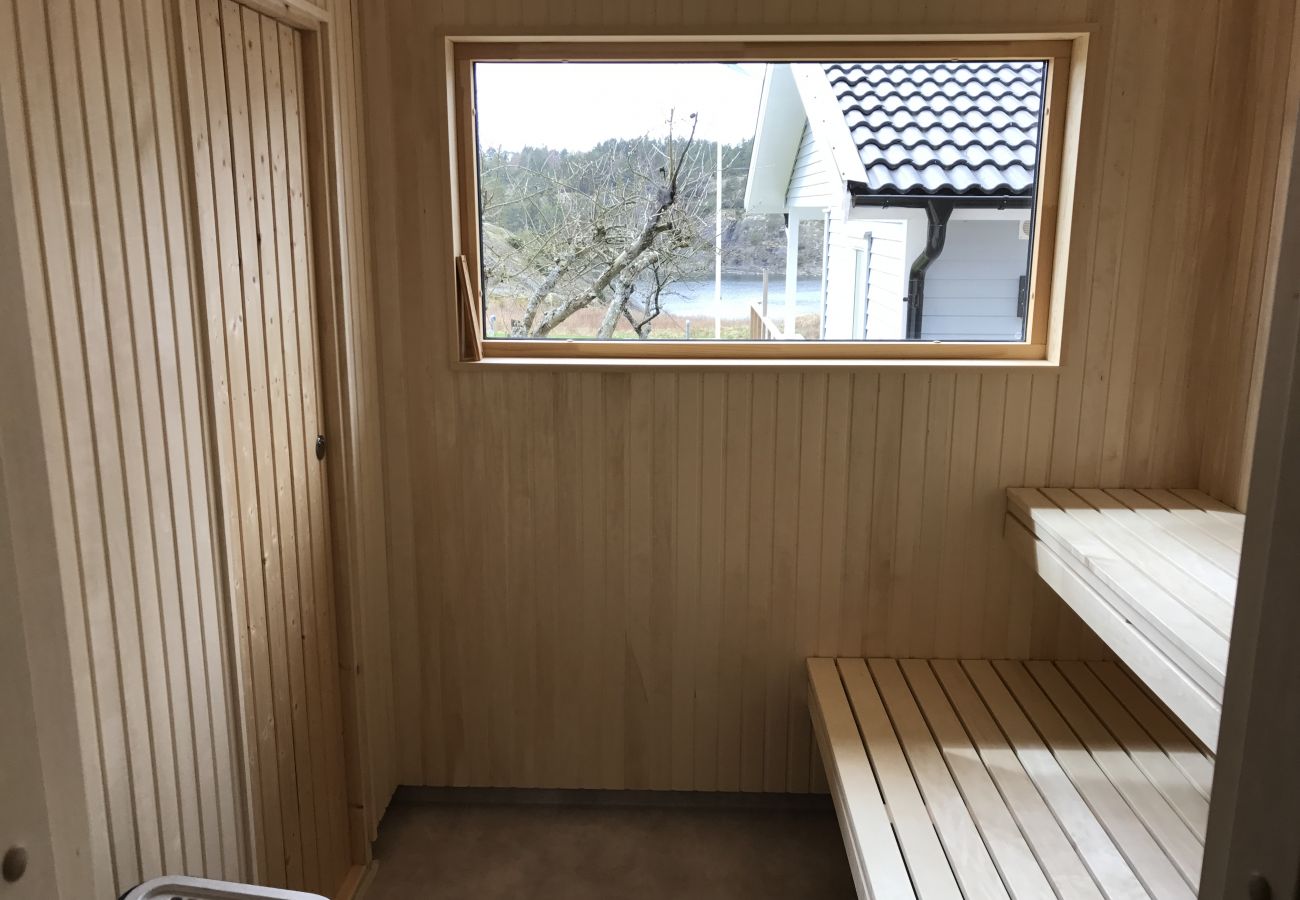 House in Uddevalla - High-class archipelago house by the sea in a south-facing position on the West Coast