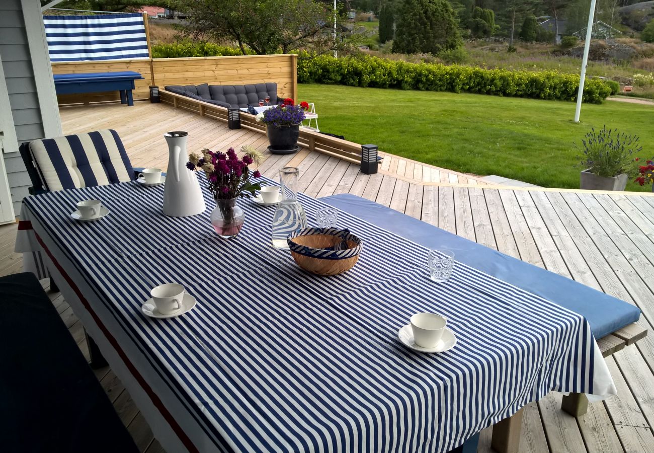 House in Uddevalla - High-class archipelago house by the sea in a south-facing position on the West Coast
