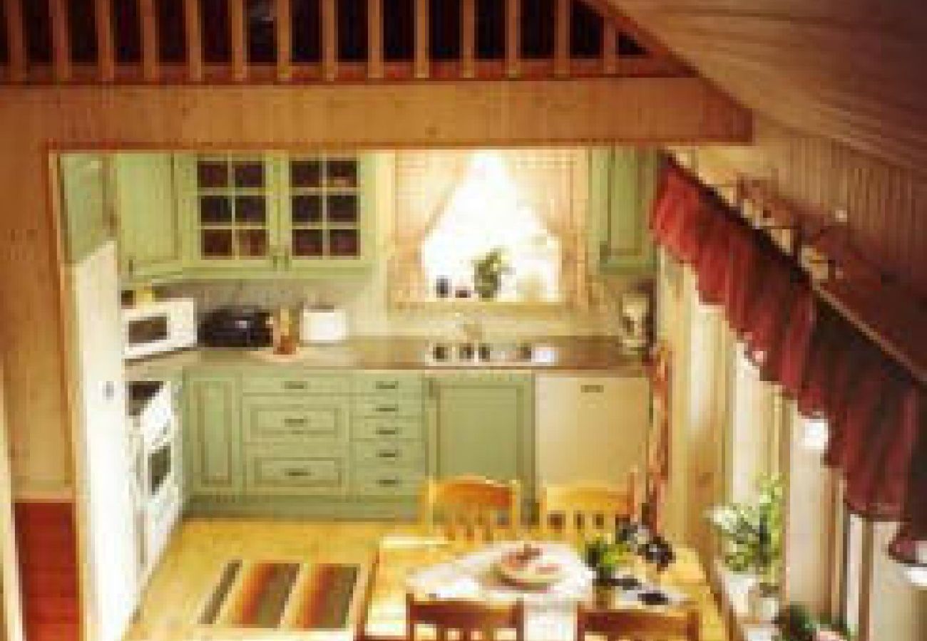 House in Bjärnum - 2 holiday homes with sauna and whirlpool directly on the lake