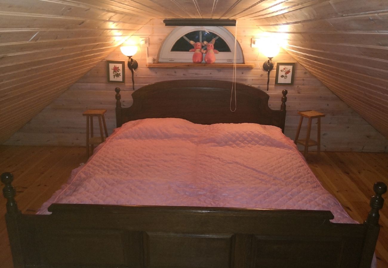 House in Bjärnum - 2 holiday homes with sauna and whirlpool directly on the lake