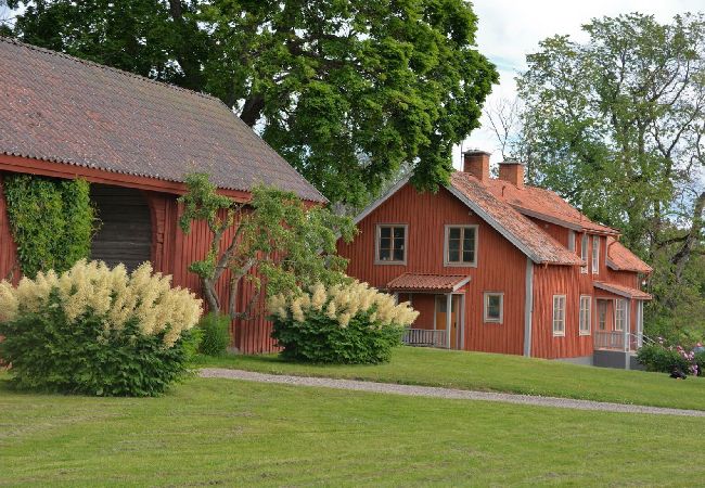 Apartment in Sköldinge - Lägenhet Prästgård Apartment in Sköldinge - Lägenhet Prästgård