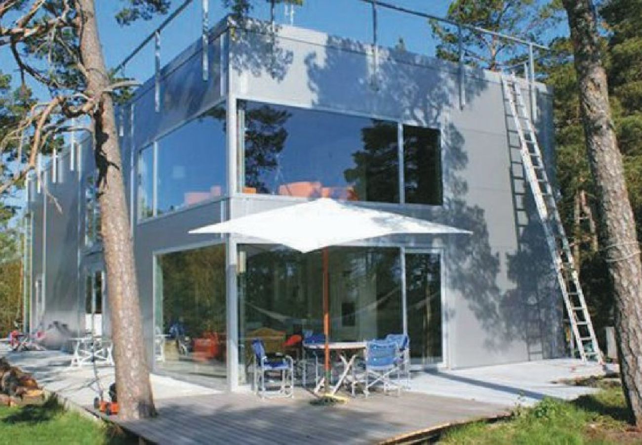Apartment in Saltsjöbaden - Artist's villa in the Stockholm archipelago with sea views on three sides