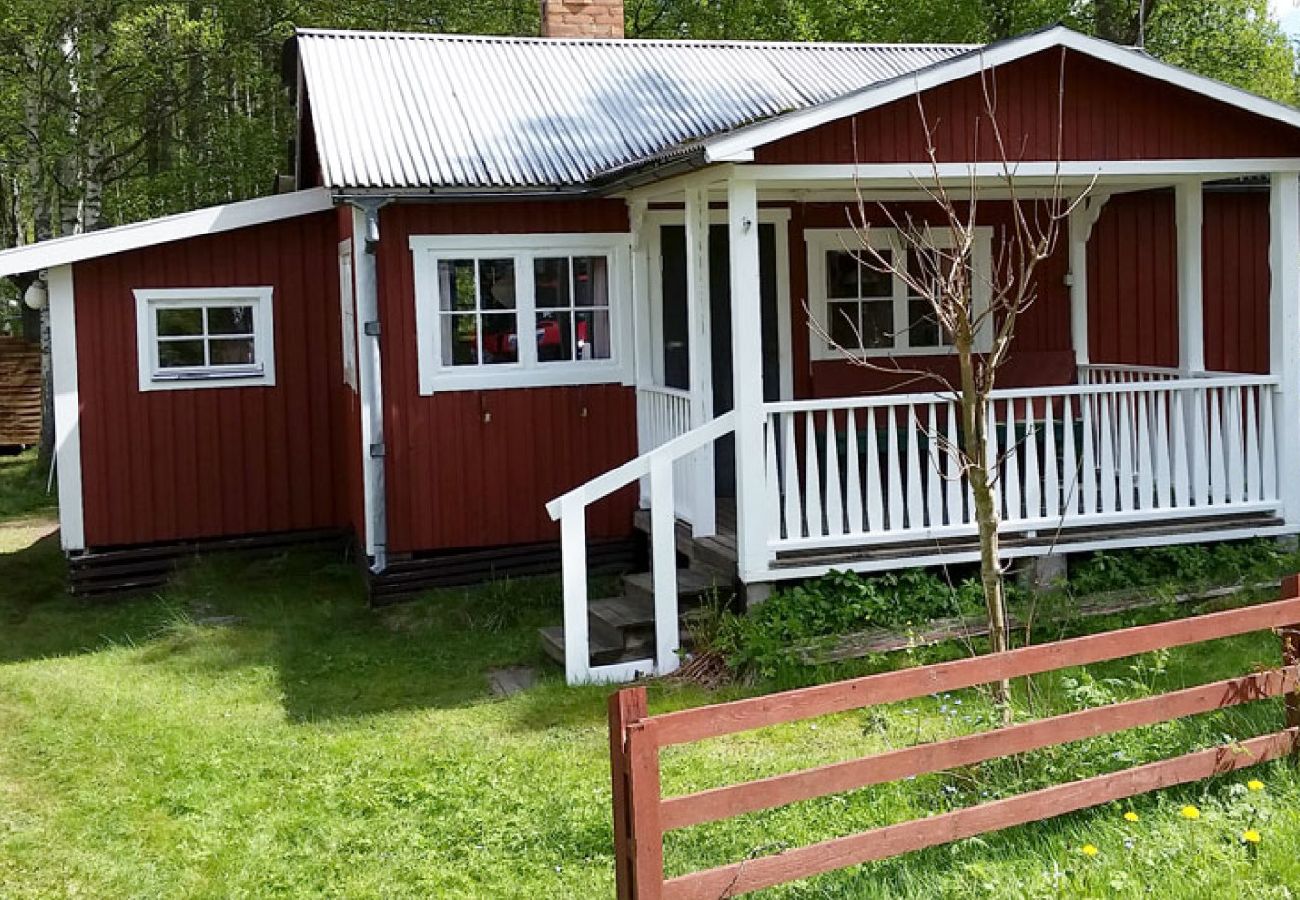 House in Hultsfred - A paradise by the lake - vacation in Småland