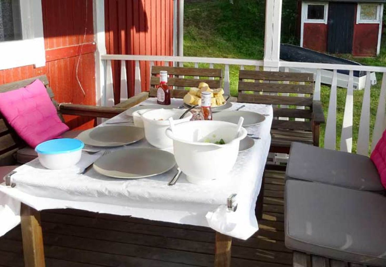 House in Hultsfred - A paradise by the lake - vacation in Småland