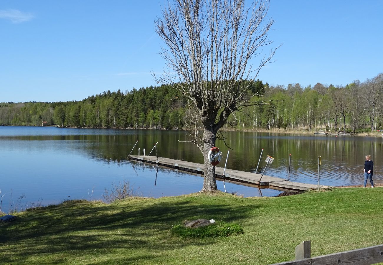 House in Hultsfred - A paradise by the lake - vacation in Småland