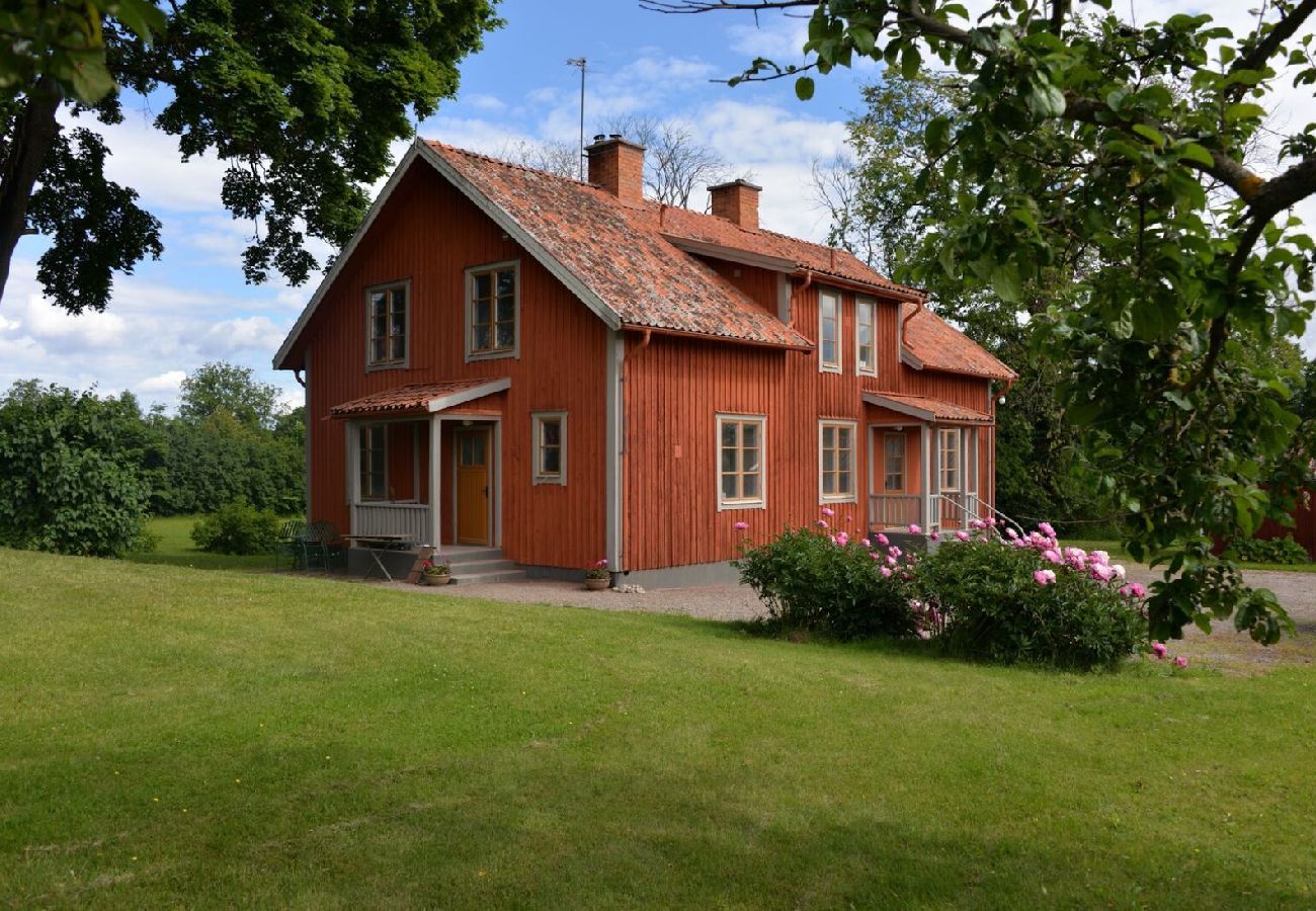 Apartment in Sköldinge - Lägenhet Prästgården 2