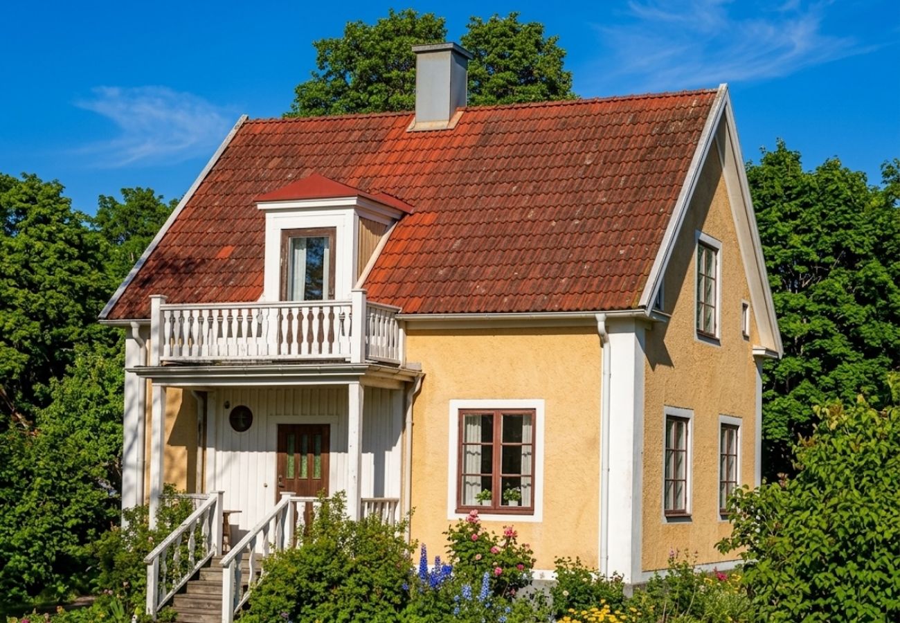 House in Karlsborg - Holidays in Aunt Britta's house by Lake Vättern