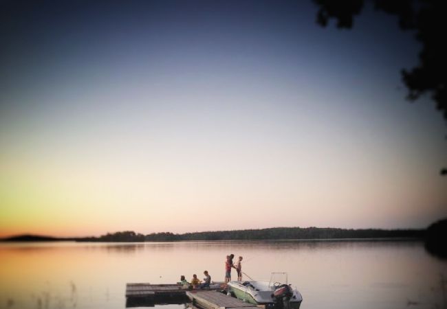 House in Annerstad - Cottage with a own boat  by the lake House in Annerstad - Cottage with a own boat  by the lake