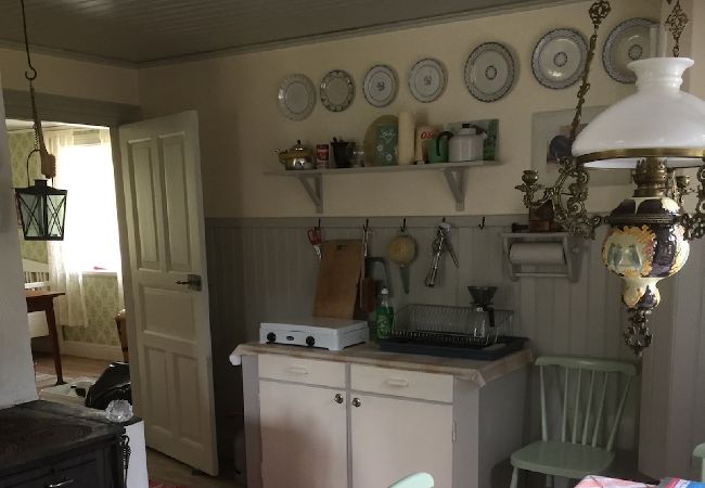 House in Hovmantorp - Deceleration In the deep forests of Småland House in Hovmantorp - Deceleration In the deep forests of Småland