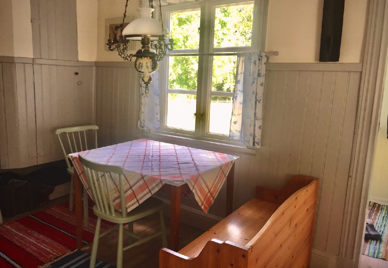 House in Hovmantorp - Deceleration In the deep forests of Småland