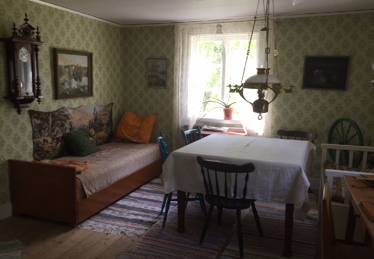 House in Hovmantorp - Deceleration In the deep forests of Småland