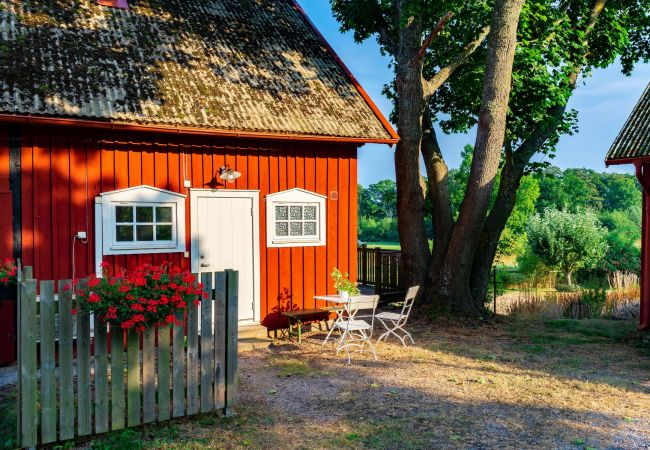  in Fågelmara - Nice holiday apartment on the east coast of Sweden