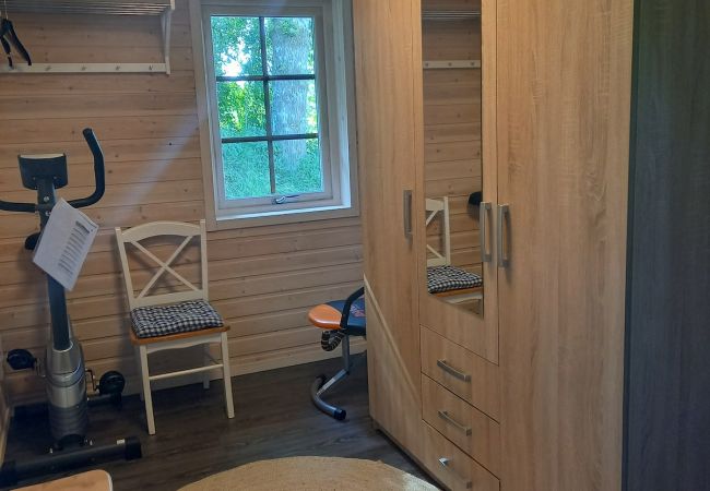 House in Karl Gustav - Viking cottage with lake view and fishing possibilities House in Karl Gustav - Viking cottage with lake view and fishing possibilities