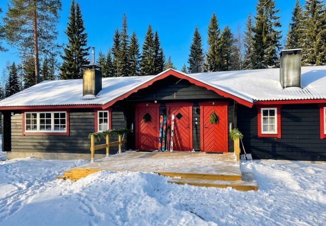 House in Sälen - Cozy couple's cottage near Hundfjället's ski resort.