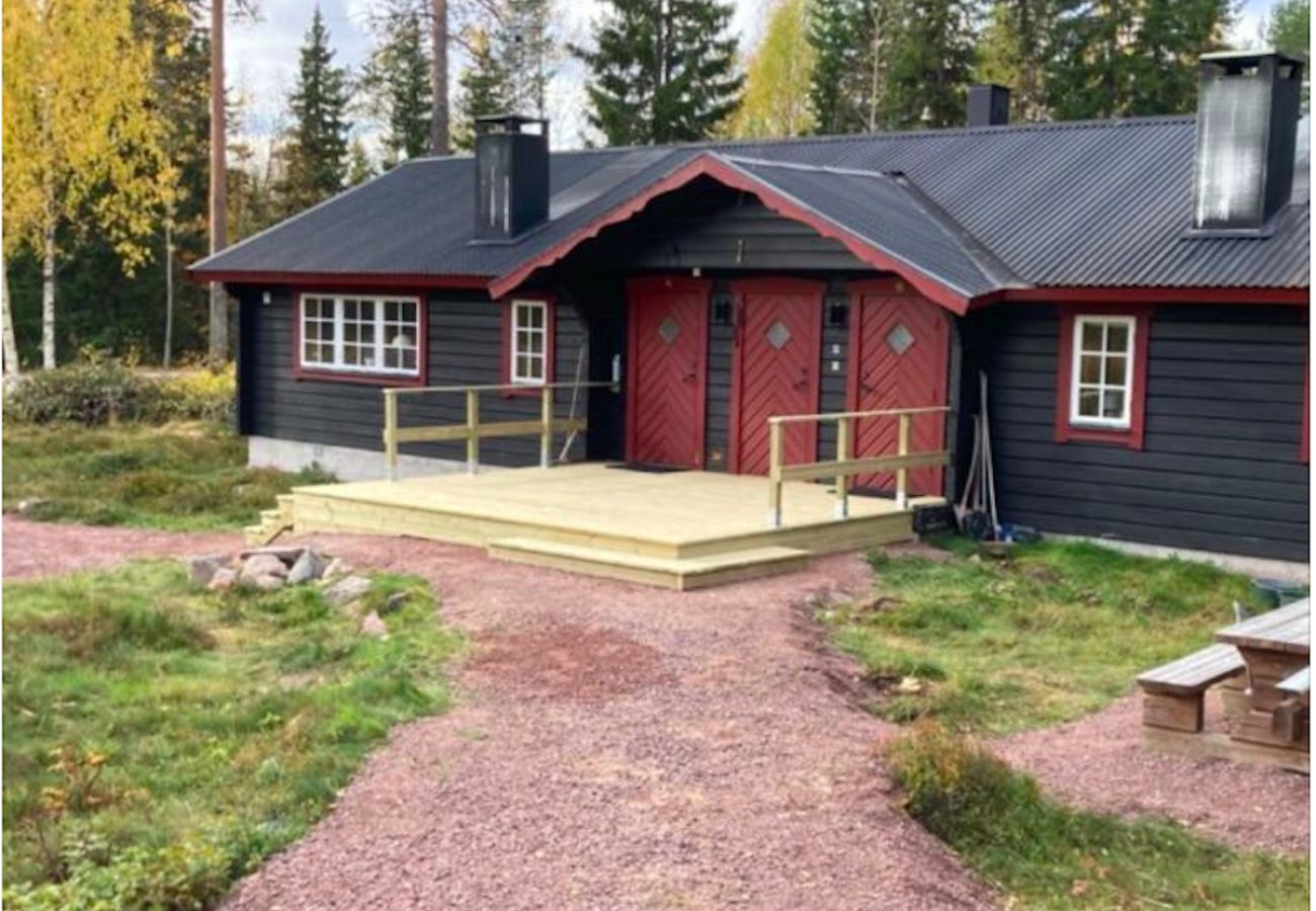 House in Sälen - Cozy couple's cottage near Hundfjället's ski resort.