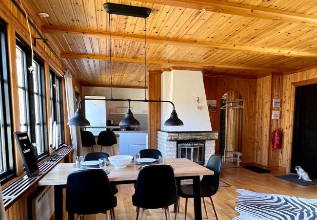 House in Vena - Idyllic rural secluded location. Rest and tranquility with proximity to Lake Ver House in Vena - Idyllic rural secluded location. Rest and tranquility with proximity to Lake Ver