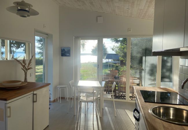 House in Tånnö - Modern holiday home by the lake Vidöstern House in Tånnö - Modern holiday home by the lake Vidöstern