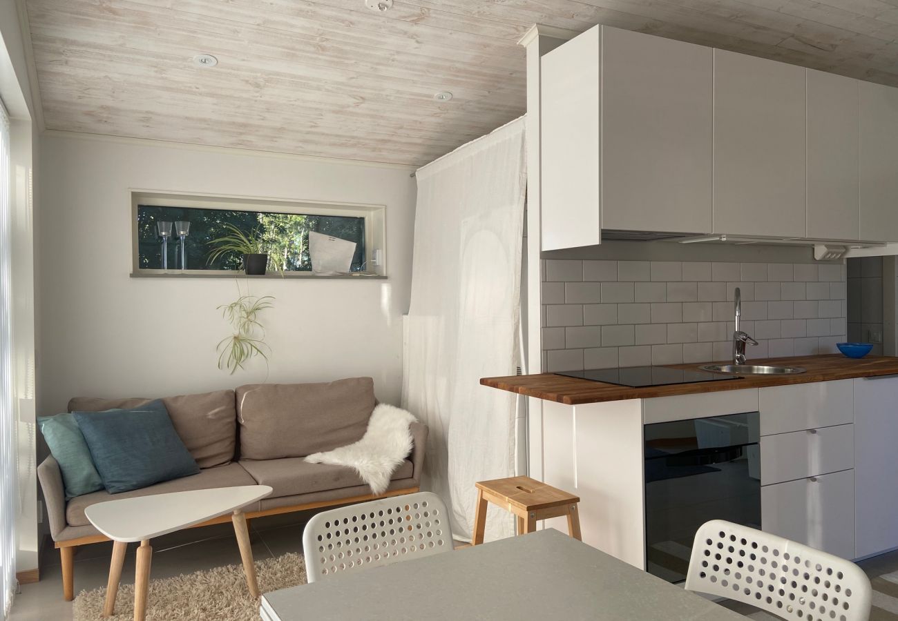 House in Tånnö - Modern holiday home by the lake Vidöstern