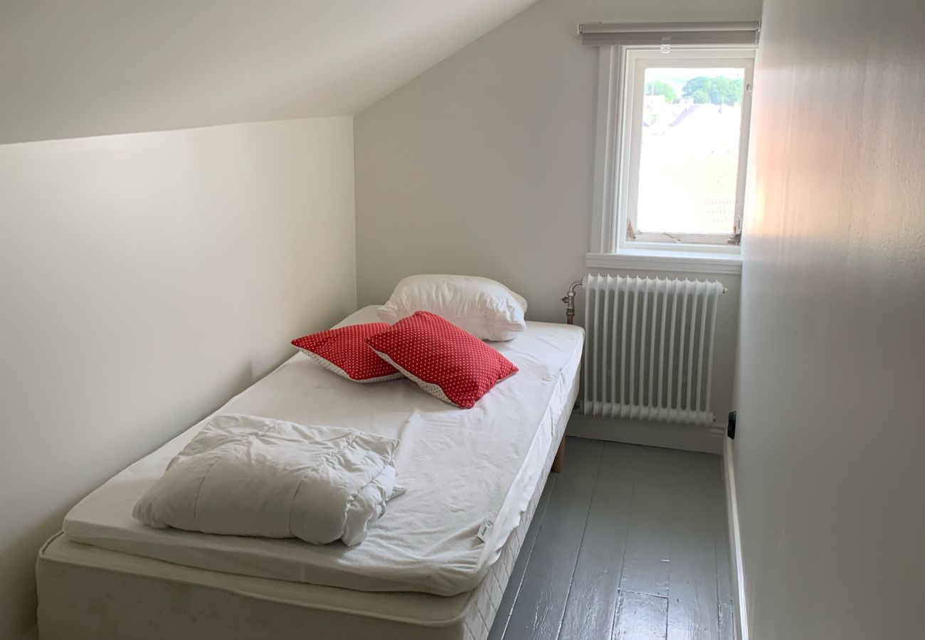 House in Lysekil - Holiday home with a fantastic view over Lysekil