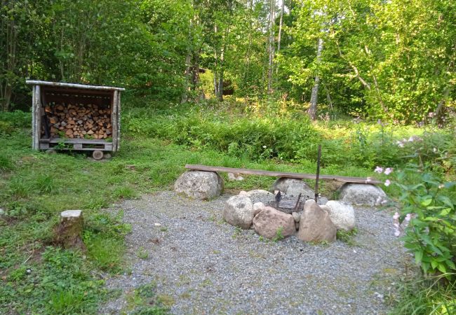 House in Mellerud - Holiday directly at the big lake Vänern