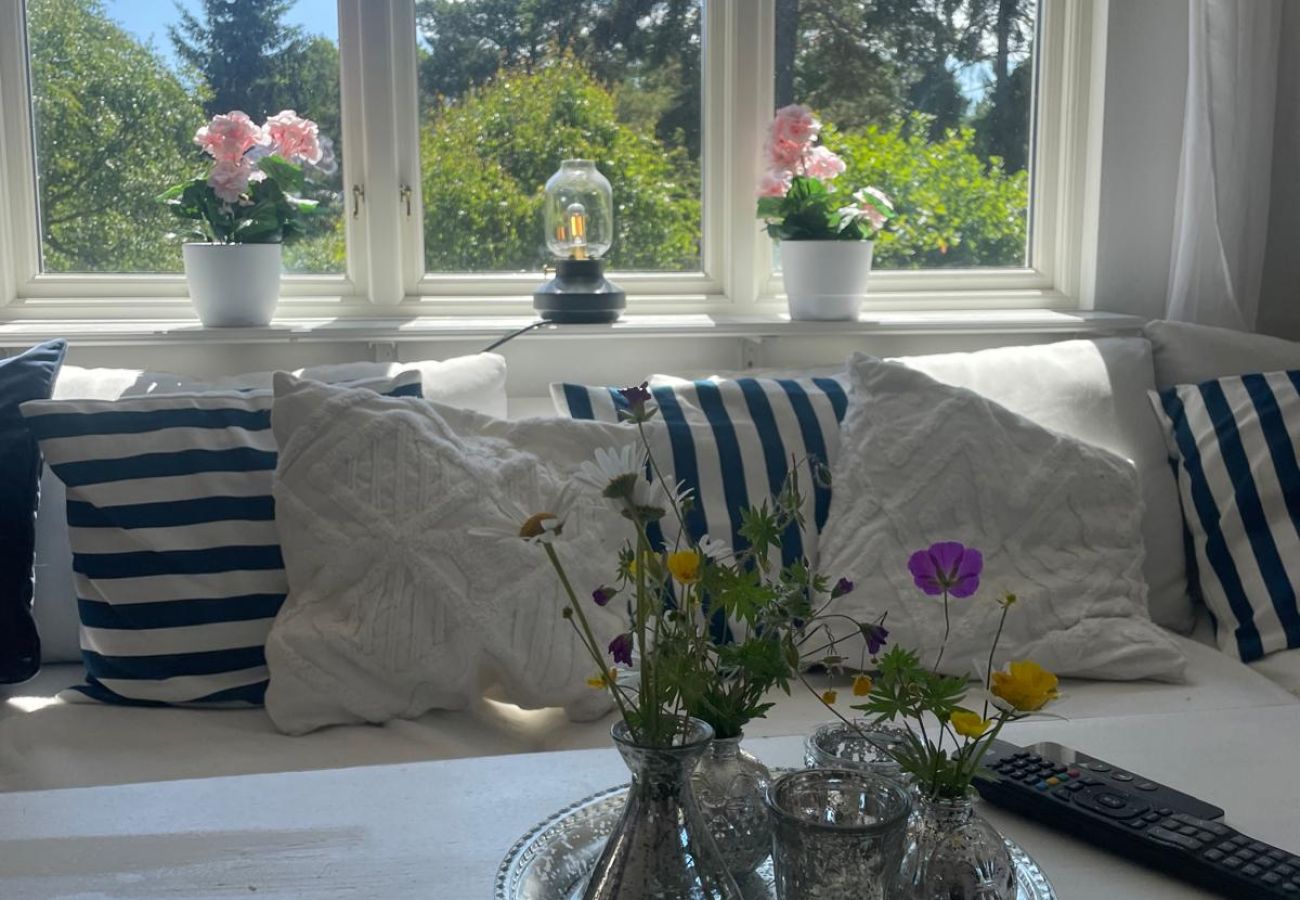 House in Vålarö - Fantastic seafront location with pool and Inga Lindstrom around the corner