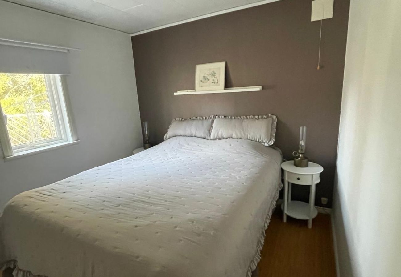 House in Vålarö - Fantastic seafront location in the archipelago with pool and not far from Nyköping House in Vålarö - Fantastic seafront location in the archipelago with pool and not far from Nyköping