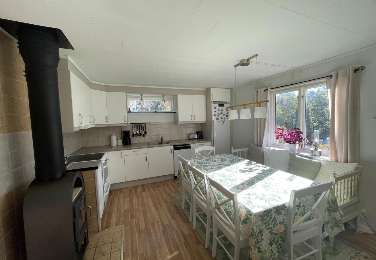 House in Vålarö - Fantastic seafront location in the archipelago with pool and not far from Nyköping House in Vålarö - Fantastic seafront location in the archipelago with pool and not far from Nyköping