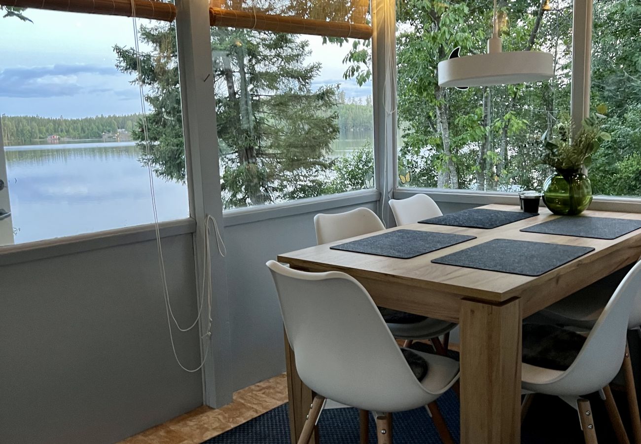 House in Vena - Dream vacation by the lake in Småland with sauna, hot tub and boat