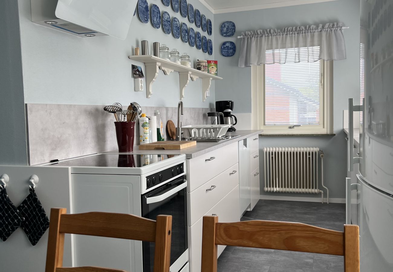 House in Norrhult - Nice holiday home in the Kingdom of Crystal with its own boat