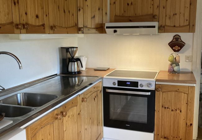 House in Ryd - Wonderful holiday home location right on the lake in Småland House in Ryd - Wonderful holiday home location right on the lake in Småland