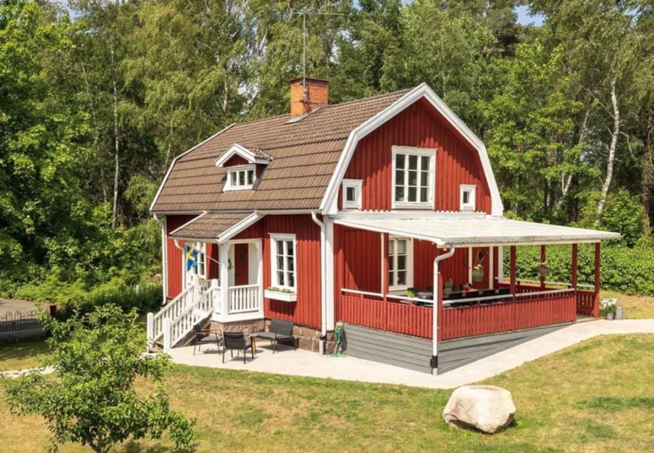 House in Mariannelund - Holiday home in idyllic Mariannelund surrounded by forest