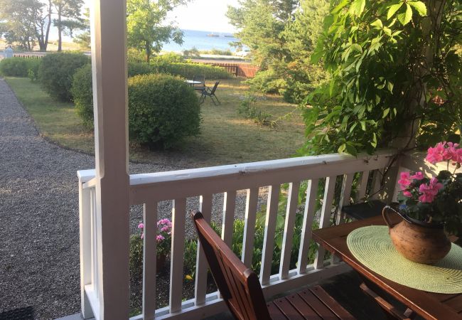 House in Löttorp - Beautiful holiday home 60 meters from the Baltic Sea on the sunny island of Öland House in Löttorp - Beautiful holiday home 60 meters from the Baltic Sea on the sunny island of Öland