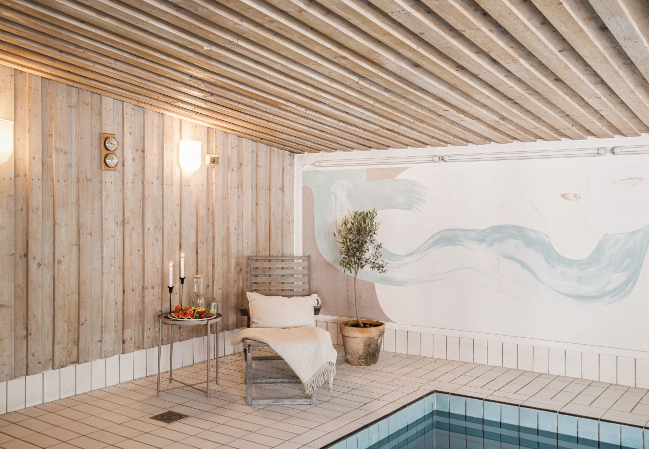 House in Ljungbyholm - Unique, luxurious holiday home with historical flair